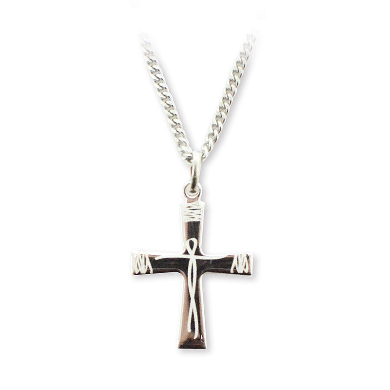 Pendentif de croix avec chaîne en argent