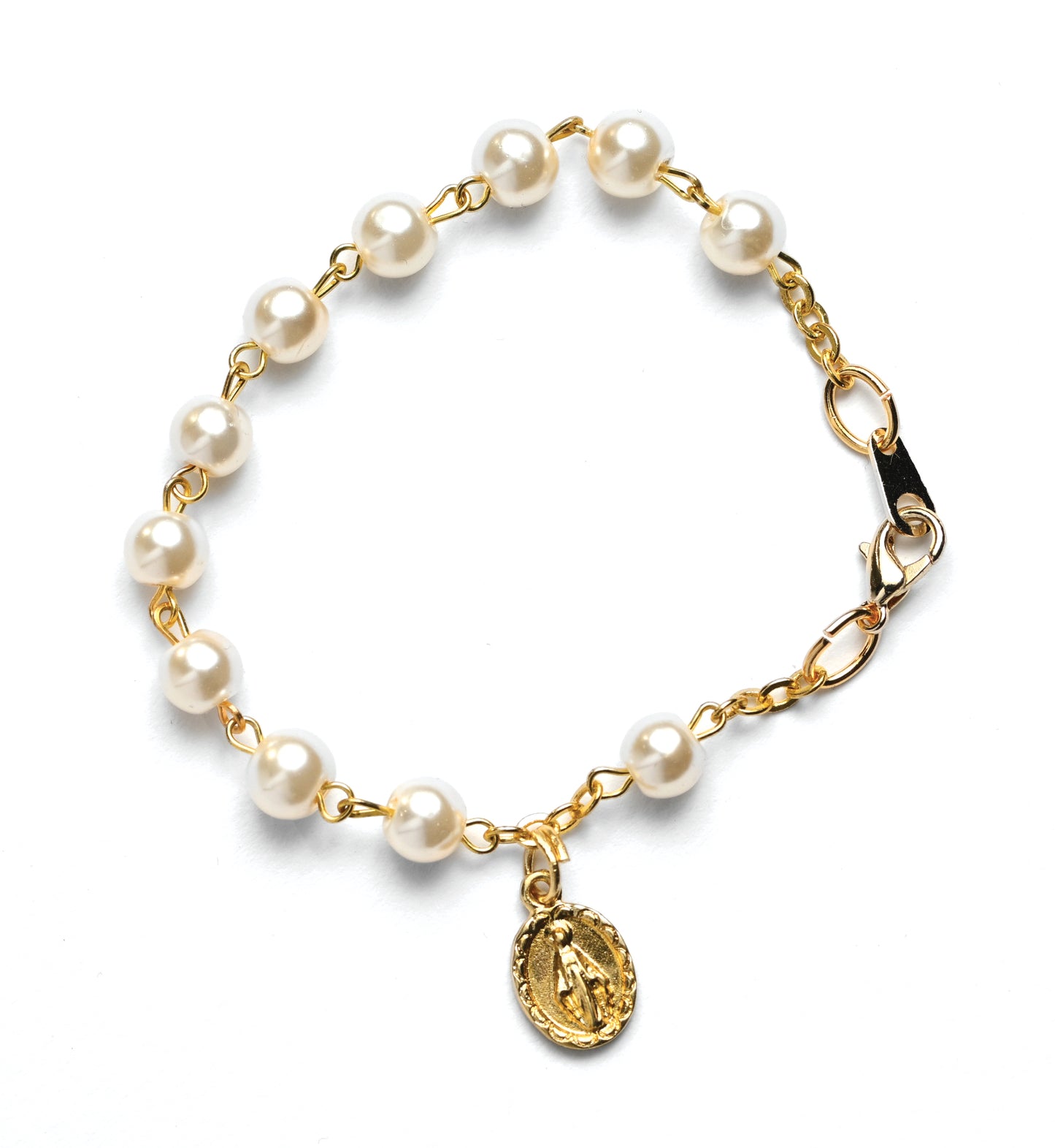 Bracelet crème avec médaille