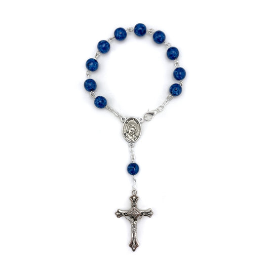 Dizainier bleu auto Carlo Acutis