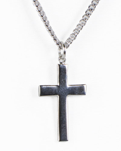 Croix plaquée en rhodium sur chaine